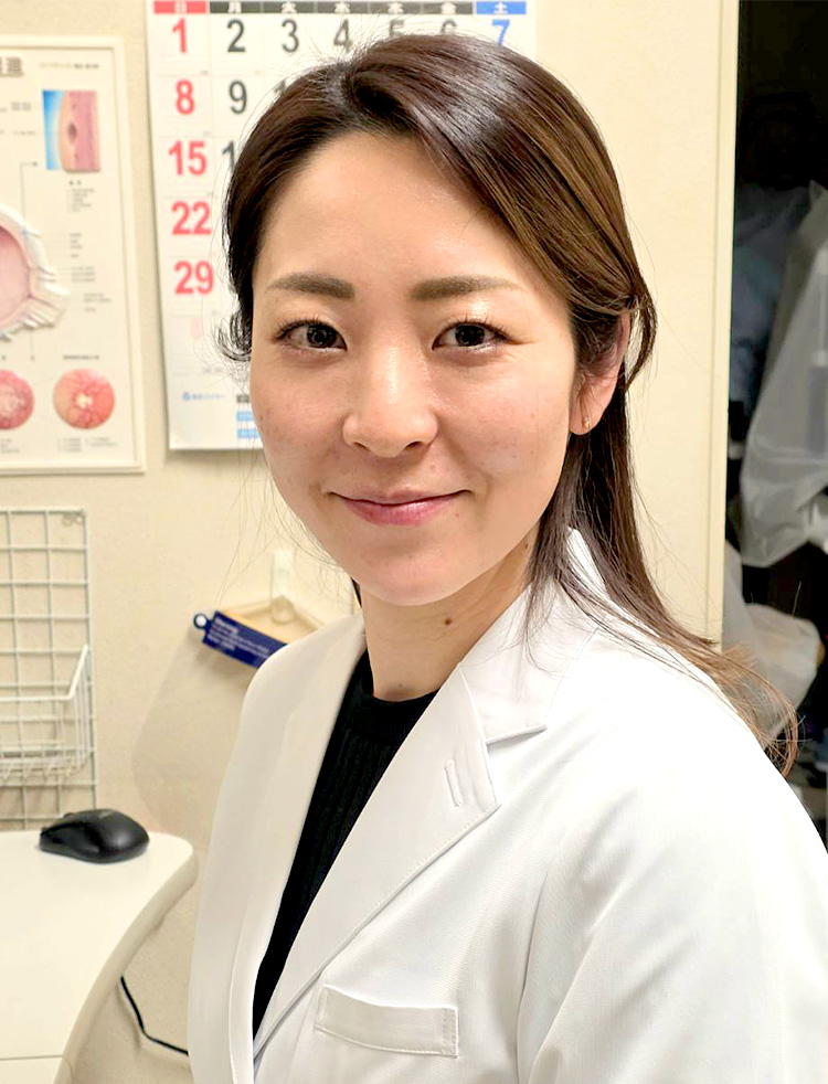 角田 麻理